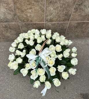 Корзина из 51 розы